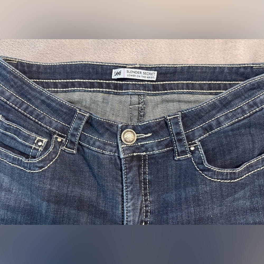 Lee Slender Secret "Lower on the Waist" Bootcut Jeans Size 10 Petite - Picture 3 of 7